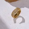 Anillo de diamantes con incrustaciones de personalidad de estilo antiguo medio, arco completo de diamantes Rai, anillo de diseño irregular avanzado de lujo ligero y plateado dorado