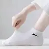 Calcetines Tobilleros Blancos de Algodón para Hombre Dropshipping, Industria de Calcetines de Zhejiang, Calcetines Desechables Cortos y de Longitud Media para Hombres y Mujeres, Venta al por Mayor Transfronteriza