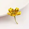 Broche de Cobre Camélia High-End Leve Luxo Design de Pino de Colarinho Nicho Feminino Acessório de Pérola Acessório de Roupa Joia