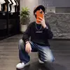 Conjunto de Ropa de Otoño para Niños 2026 Nuevo Estilo Conjunto de Dos Piezas con Sudadera y Jeans de Otoño para Niños Medianos y Mayores Atractivo Moderno a la Moda