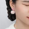 Pendientes de bola de pelo con lazo rosa suave, bonitos pendientes de peluche festivos de Año Nuevo de plata de ley, pendientes con clip para las orejas