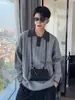 Suéter de cuello polo acanalado, con bloques de color y estilo vintage para hombre, ajuste casual y relajado, suéter de punto suelto para otoño e invierno