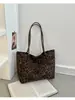 Bolsa Tote de Couro Sintético com Estampa de Leopardo para Mulheres 2026 Novo Modelo Bolsa de Ombro Simples de Luxo Leve Versátil Bolsa de Braço Tendência