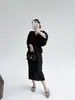 Vestido Miyake Design de Moda Solto com Efeito Emagrecedor Feminino Arte Origami Curvo Manga Morcego de Três Pontos Saia Plissada