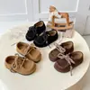 Zapatos Birkenstock para Niñas 2025 Primavera y Otoño Nuevo Estilo Zapatos Infantiles Niña Bebé Suela Suave Zapatos de Lona Individuales Pantuflas de Exterior