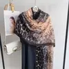 Xale de Outono Roupa Exterior Moda Lenço de Primavera e Outono para Mulheres, Algodão e Linho Versátil Fino Lenço de Seda de Inverno Lenço Longo de Gaze