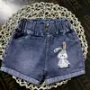 Shorts de Mezclilla de Verano 2025 Nuevo Estilo Occidental KT Dibujos Animados Niños Bebé Femenino Shorts Casuales Elásticos para Niños