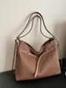 Bolsa de Axila de Grande Capacidade para Mulheres 2025 Novo Estilo Simples e Versátil Bolsa Transversal de Verão Bolsa de Ombro Casual para Trabalho e Comutação