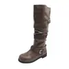 Botas Longas Empilhadas com Fivela Estilo Coreano Femininas Outono 2026 Novas Botas de Cavaleiro Retrô Bico Redondo Salto Baixo Botas de Moda