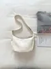 Bolsa Pequena Super Quente para Mulheres 2026 Nova de Verão Niche Bolsa Transversal de Luxo Leve Versátil de Alta Qualidade para o Dia a Dia Bolsa Dumpling