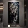 Pintura decorativa de entrada de porta de luxo leve de alta qualidade, hall de entrada, atmosfera de alta qualidade, mural no final do corredor de passagem, pintura de leopardo dourado pendurada