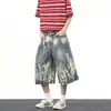 Shorts de mezclilla con diseño de llama tie-dye lavado retro americano para hombre, marca de moda de verano, pantalones cropped rectos holgados casuales