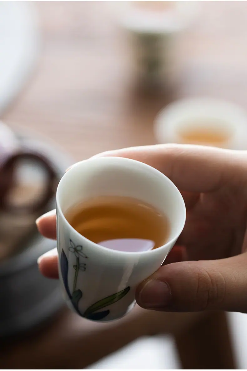 手绘玉瓷杯_10.jpg