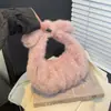 2026 Nueva Moda Versátil de Alto Valor Bolso Pequeño Peludo para Mujer Textura Lujo Ligero Bolso de Mano tipo Dumpling para el Trabajo