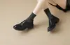 Zapatos de cuero para mujer estilo retro británico, nuevo modelo otoño 2026, mocasines de punta redonda con suela gruesa, tacón grueso y cierre de velcro