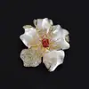 Broche de Flor de Peonía de Lujo, Broche Elegante de Esmalte de Alta Gama para Mujer, Pin de Diseño de Lujo Ligero, Accesorio para Traje