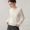 Suéter de cachemira liso con cuello en V para mujer, nuevo estilo otoño/invierno, tejido de ochos, suéter liso de manga larga, adecuado para el trabajo, corte ajustado y se puede usar como capa base