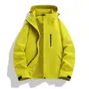 Terno de Montanhismo Profissional Impermeável à Prova de Vento para Exterior Roupa Íntima Quente Outono Inverno Corta-vento Impermeável Fabricante Atacado Homens Mulheres