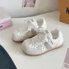 Tênis branco feminino estilo coreano, nicho, com sola grossa, novo modelo de outono, moderno e versátil B5201
