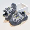 Zapatos Deportivos para Niños 2026 Primavera/Otoño Nuevos Zapatos para Niños Niños Medianos y Grandes Zapatos de Papá Zapatos Individuales para Niñas Zapatos de Malla para Correr para Niños