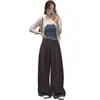Traje de moda personalizado para mujer, nuevo conjunto elegante de tres piezas para el otoño de 2026: chaqueta tipo cárdigan ajustada, top tipo camisola y pantalones de pierna ancha
