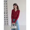 Camada base de tricô com gola polo estilo francês e mangas compridas para mulheres, coleção de outono 2026, peça íntima sofisticada, top justo com decote V