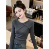 OEM2026 Otoño Nueva Moda Diseño Único Camisa Base con Cuello Irregular Tejido para Mujer