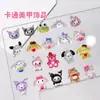 Decoraciones Lindas Mini de Dibujos Animados Populares para Uñas Sanrio Kuromi Perro Canela Dibujos Animados para Uñas Diamante de Resina Venta al Por Mayor
