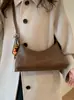 Bolso Retro de Gran Capacidad Transfronterizo para Mujer Otoño e Invierno 2025 Nuevo Bolso Cruzado de Hombro Único Casual de Nicho Bolso Dumpling para Viajar