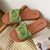 Pantuflas para Mujer Verano 2026 Estilo Nuevo Suela Gruesa Suela Suave para Interiores Modernas Chanclas de Playa para Mujer Antideslizantes Tacón Bajo