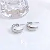 Pendientes Distintivos Estilo Europeo y Americano Chapado en Oro de 18k Arco Pendientes de Alta Calidad Lujo Ligero Moda Francesa Retro Pendientes de Botón Dorados