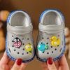 Sandálias e chinelos infantis para meninas, verão, pequeno e médio, infantil, bebê, interior, fundo macio, antiderrapante, desenho animado, menino, sapatos baotou hole
