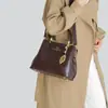 Bolsa de Grande Capacidade, Nova Bolsa Tote Popular, Bolsa de Ombro Versátil e Fashion, Bolsa Feminina, Para o Trabalho de Alto Padrão