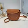 Nuevo Bolso de Silla de Montar con Relieve para Mujer Verano 2026, Bolso de Mano de Alto Valor Moderno y Tendencia, Bolso de Hombro y Cruzado