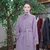 26 Casaco Novo Estilo com Design Elegante, Gola Grande de Pelo, Comprimento Médio, Gola Reversível, Estilo Chanel, Longo de Botão Duplo, Mangas Longas, Gola Alta
