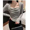 Top base de primavera/otoño puramente deseable de cuello cuadrado con cuello fruncido que revela la clavícula, diseñado con una manga larga que ciñe la cintura, adelgaza y favorece la figura para mujer 26270