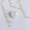 Accesorios para Joyería DIY al por Mayor Piedra Cremosa de Onda de Agua Corazón Ahumado Sin Poros Colgante para Zuecos Funda de Teléfono