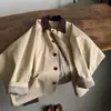 Moda Nova Primavera 2026 para Mulheres Baixas, Tendência Este Ano, Casaco Trench de Veludo com Retalhos de Lapela de Comprimento Médio para Mulheres
