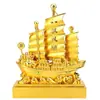 Modelo de velero bañado en oro directo de fábrica relleno de monedas de oro, regalo de empresa personalizado, adorno de velero de navegación fluida para la empresa