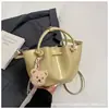 Bolso Cubo Portátil Estilo Coreano para Mujer 2025 Nuevo de Moda Simple Versátil Bolso de Hombro Único Cruzado Bolso Cubo de Nicho
