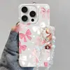 Adecuado para funda de teléfono Huawei Mate80ProMax, pulsera Honor X70 de moda, Nova15 con lazo rosa y blanco