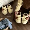 Pantufas casuais de algodão com gatinho de desenho animado para casa para casais, com sola macia, confortáveis e quentes, sapatos peludos estilo japonês para homens e mulheres, outono e inverno