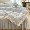 Juego de Sábanas de Cuatro Piezas Estilo Coreano de Alto Gramaje con Patrón de Encaje Tallado en Terciopelo de Leche, Funda de Edredón, Faldón de Cama, Sábana Ajustable, Adecuado para Dormir Desnudo, Patrón de Encaje