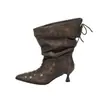 Botas holgadas de punta con tachuelas estilo coreano para mujer, Nuevos zapatos de tacón alto para primavera/verano, Botas retro plisadas hasta la pantorrilla con diseño único
