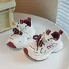 Sapatos Infantis para Meninos 2026 Novo Primavera Casual Leve Esportivo Sapatos de Pai para Crianças Maiores com Malha Respirável Tênis Branco