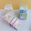 Paquete de 40 pañuelos pequeños infantiles con diseño de dibujos animados, portátiles, impresos, hechos de pulpa de madera virgen, adecuados para uso tanto seco como húmedo