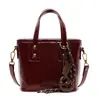 Bolso de moda de alta gama estilo vintage para mujer, bolso de mano de nicho de lujo ligero, versátil para el uso diario, bolso cruzado