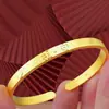 Joyería de Cobre Chapado en Oro de Yiwu, Pulseras Exquisitas de Artesanía Tradicional para Mujeres, Lujo Ligero con un Toque de Alta Gama, Suministro para Transmisiones en Vivo de Tiktok