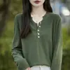 Tejido de punto con cuello en V de algodón puro para mujer, nuevo estilo Otoño/Invierno, simple, holgado, capa interior, top versátil, casual, hilo de algodón, capa base, moderno
