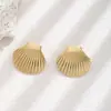Pendientes Geométricos Redondos de Nicho Personalizados Transfronterizos Europeos y Americanos Nuevo Estilo Metálico Pendientes de Acero Inoxidable Corazón de Gama Alta para Mujer